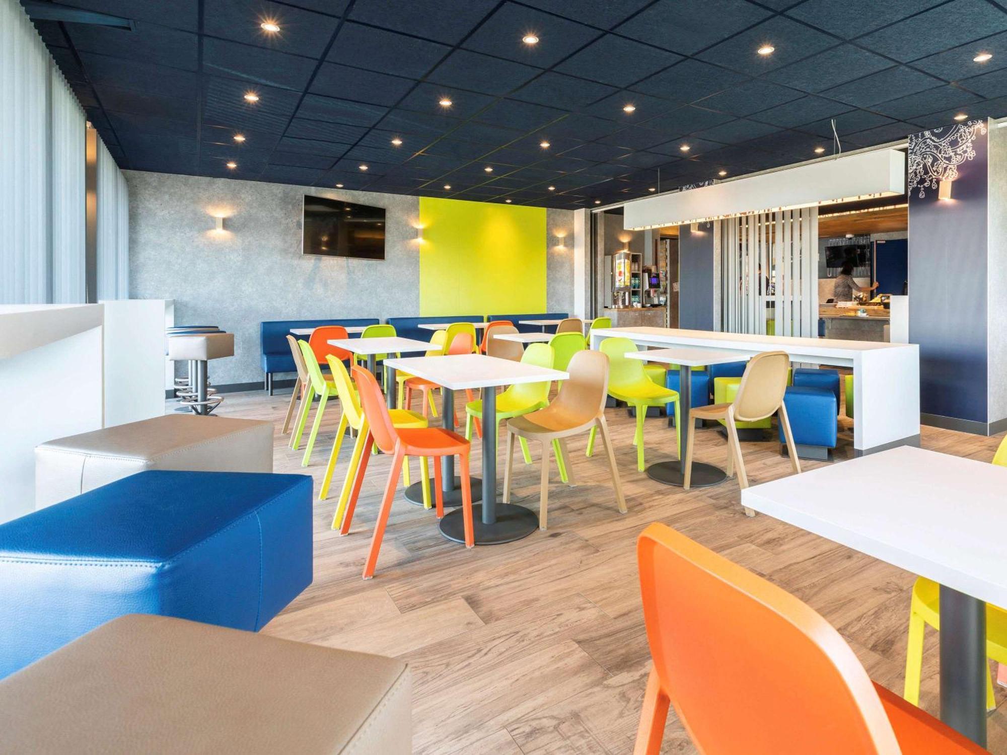 Ibis Budget Rennes Rte Lorient ภายนอก รูปภาพ