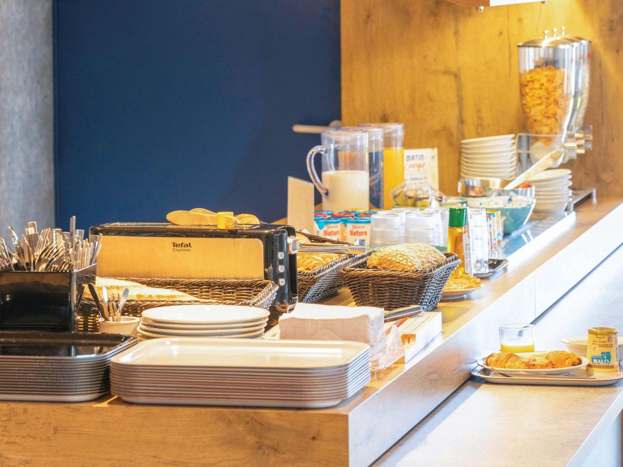 Ibis Budget Rennes Rte Lorient ภายนอก รูปภาพ