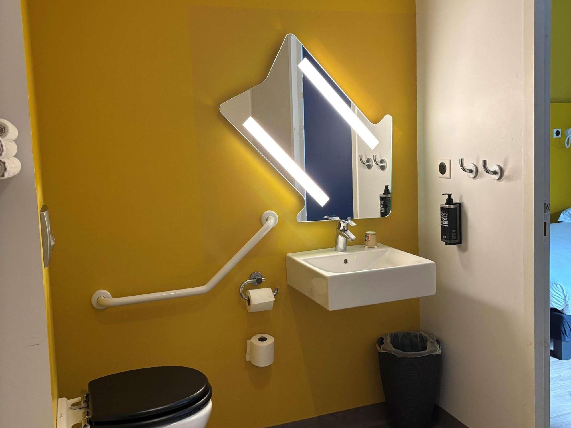 Ibis Budget Rennes Rte Lorient ภายนอก รูปภาพ